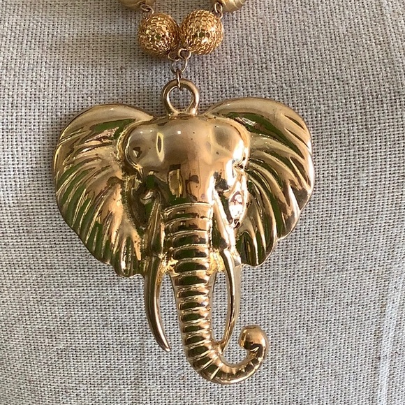 Elephant Scarf Necklace - Picture 5 of 5